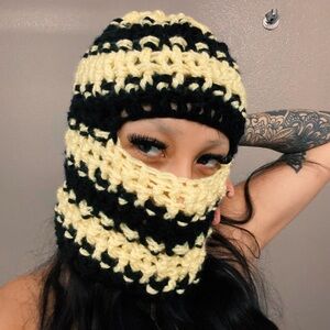 Crochet bee balaclava